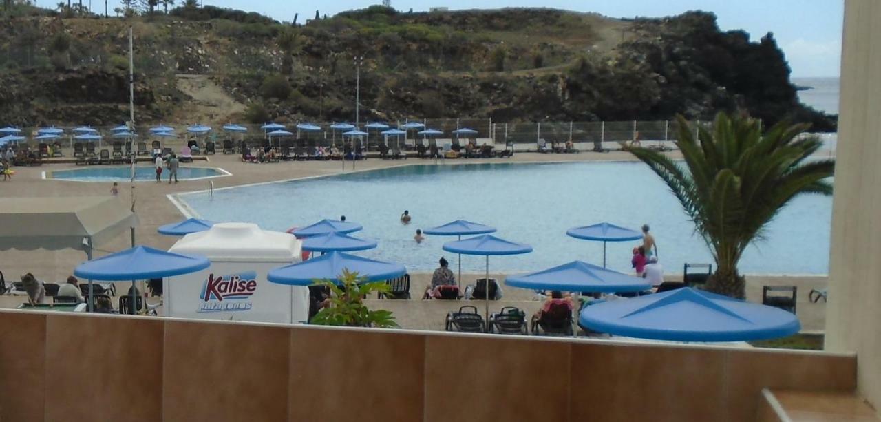 Beach-Front Tenerife Sth Sea And Pool View Costa Del Silencio Exteriör bild